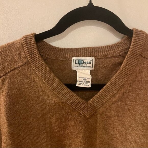 L.L Bean Sweater Brown Lambswool V-Neck Knit - Picture 3 of 6